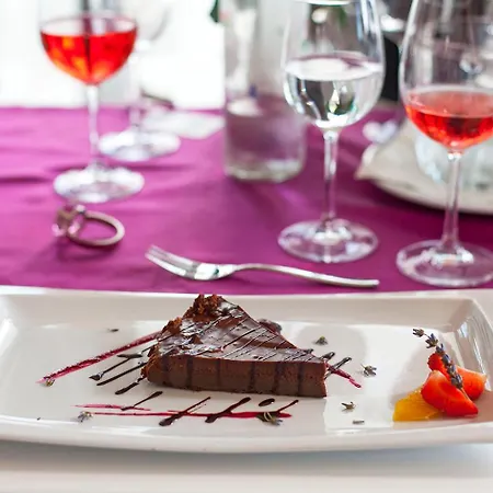 Boutique Life Hotel 4*