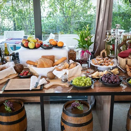 Hotell Boutique Life 4*