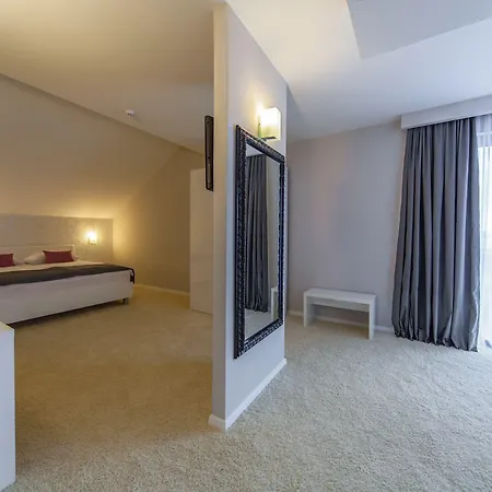 Boutique Life, Sea, Wellness & 4*