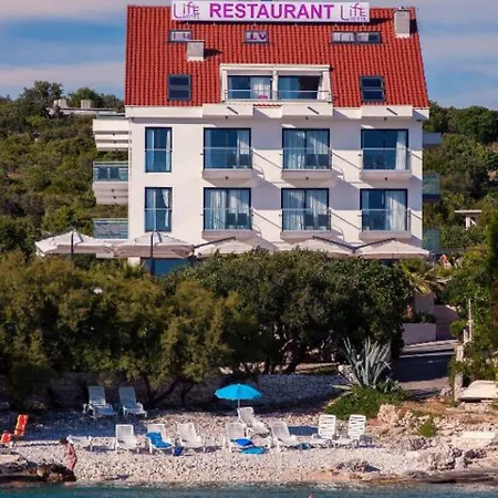 Boutique Life Hotel 4*