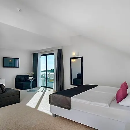 Boutique Life, Sea, Wellness & 4*
