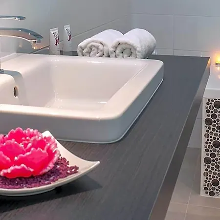 호텔 Boutique Life, Sea, Wellness & 로고즈니차