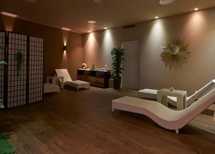 Boutique Life Hotel 4*