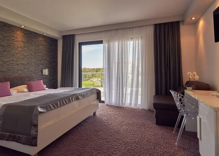 Hotel Boutique Life 4*