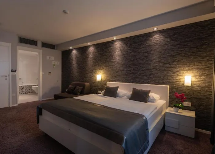 Boutique Life Hotel 4*